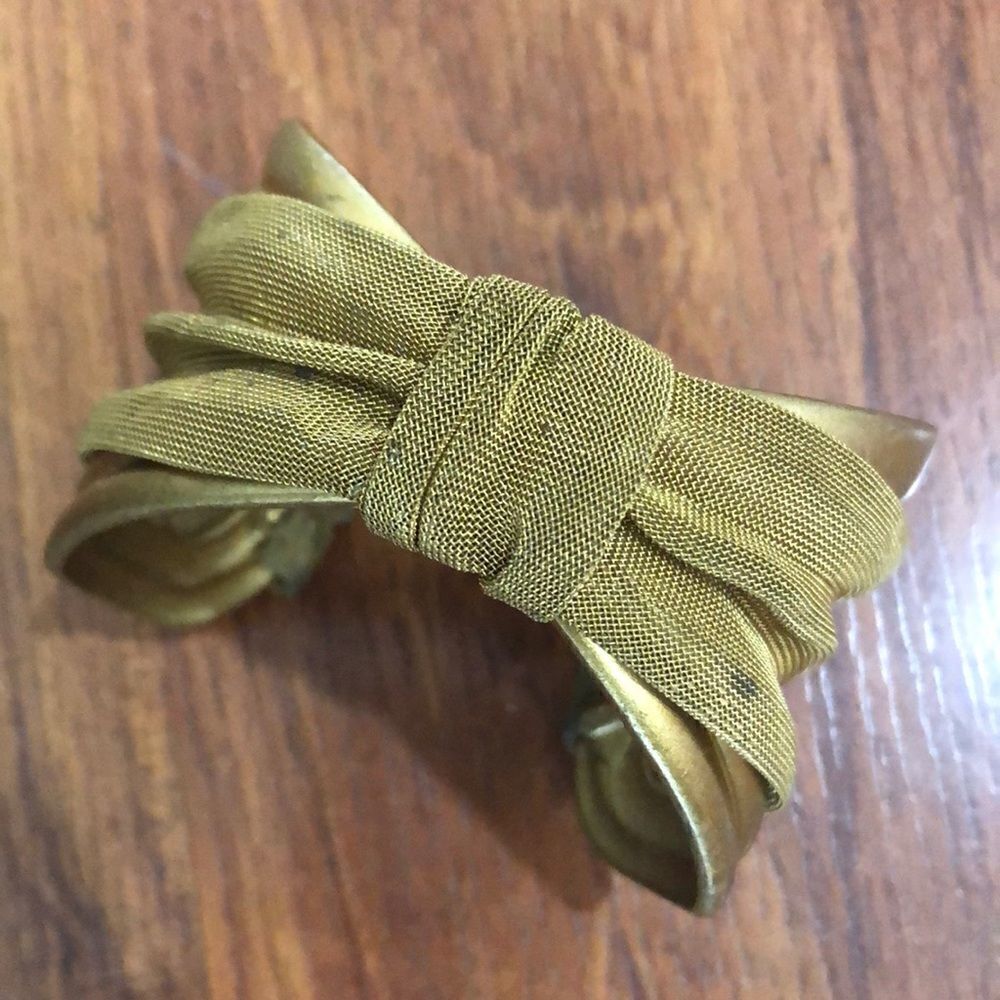 SARAH CAVENDER METAlWORKS mesh gold bracelet